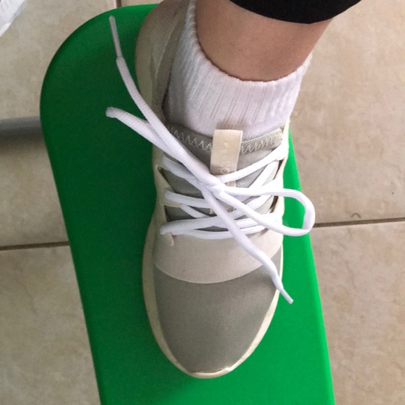 Adidas Sneakers - Picture 4 of 14